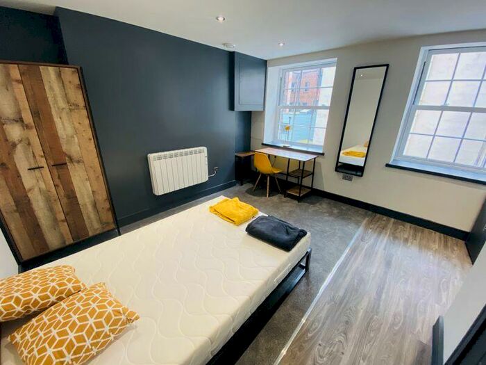 Studio To Rent In Broad Quay, City Centre, BS1