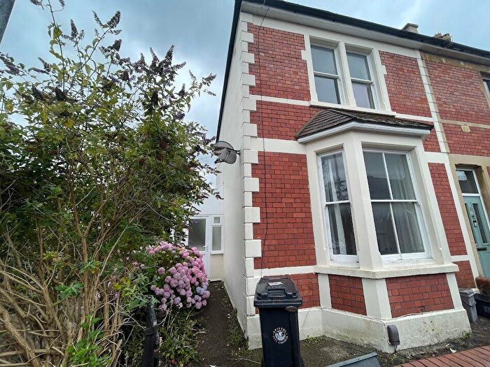 3 Bedroom End Of Terrace House To Rent In Cambridge Road, Horfield, Bristol, BS7
