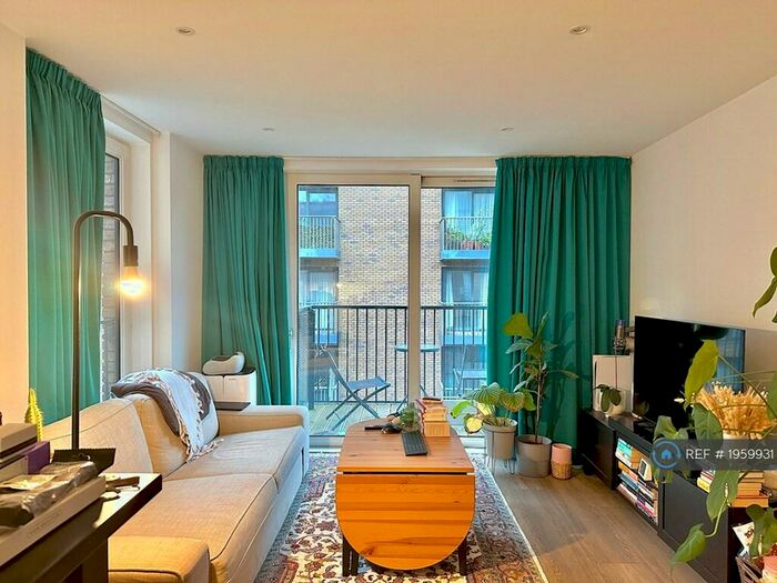 1 Bedroom Flat To Rent In Whiting Way, London, SE16