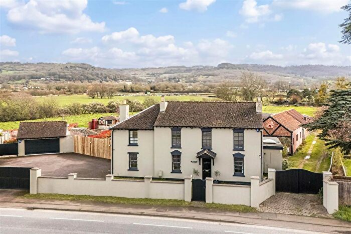 5 Bedroom Detached House For Sale In Shurdington Road, Brockworth, GL3