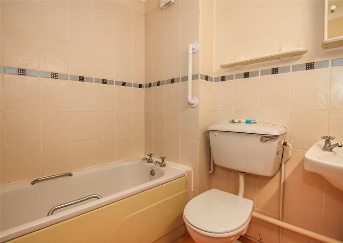 3 Bedroom Duplex For Sale In Homewood House, Milford Road, Pennington, Lymington, SO41