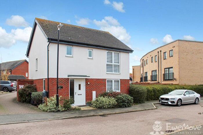3 Bedroom Detached House For Sale In Hither Fields, Gravesend, Kent, DA11