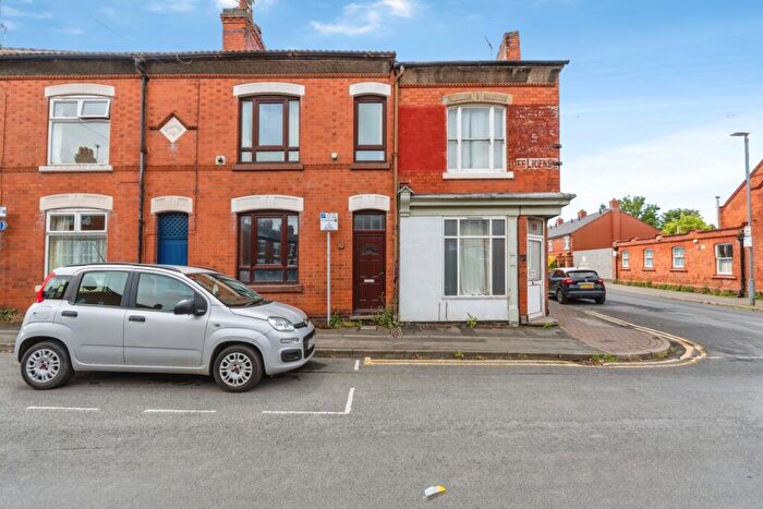 3 Bedroom Terraced House For Sale In Storer Road, Loughborough, Leicestershire, LE11