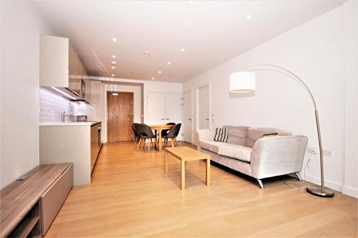 1 Bedroom Apartment To Rent In Baldwin Point, Elephant Park, Elephant & Castle, SE17