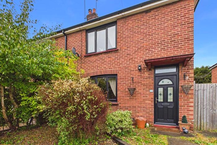 3 Bedroom End Of Terrace House For Sale In Northorpe Lane, Thurlby, Bourne, Lincolnshire, PE10