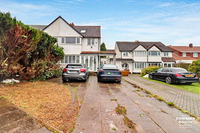 5 Bedroom Semi Detached House For Sale In Aldridge Road, Streetly, Sutton Coldfield, B74
