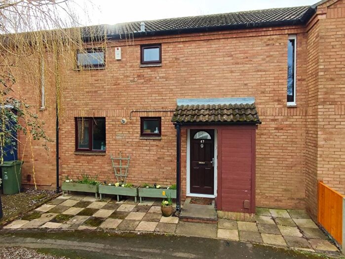 3 Bedroom Terraced House For Sale In Angel Close, Pennyland, Milton Keynes, Buckinghamshire, MK15