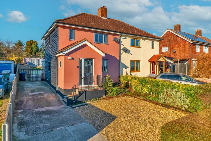 3 Bedroom Semi-Detached House For Sale In Croydon Road, Arrington, SG8