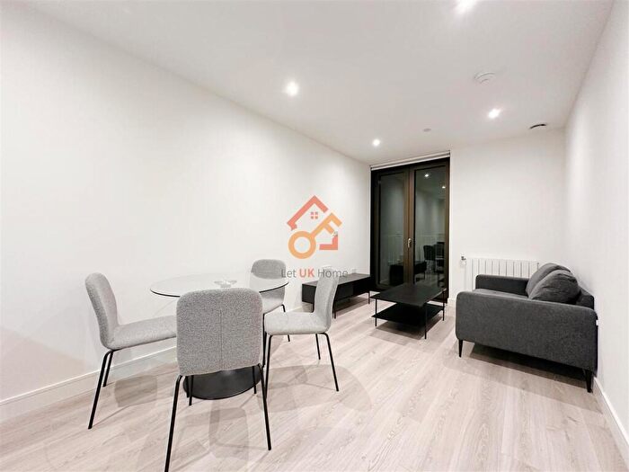 2 Bedroom Flat To Rent In Menara Point, Affinity View, London, E16