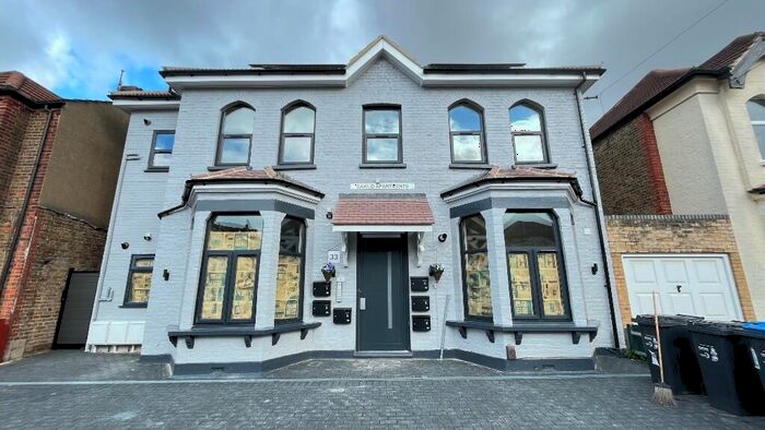 3 Bedroom Apartment To Rent In Graham Road, Mitcham, CR4