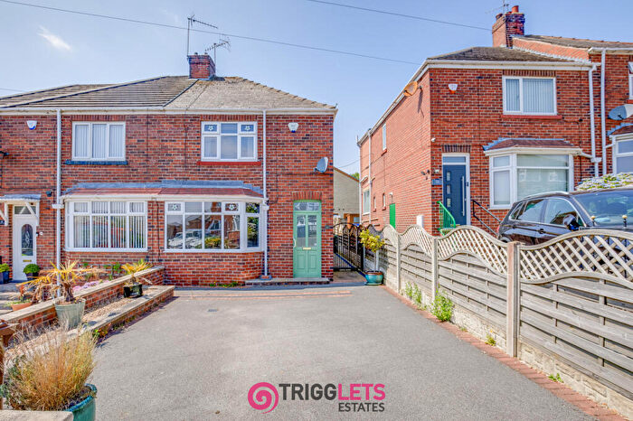 2 Bedroom Semi-Detached House For Sale In Valley Way, Hoyland, Barnsley, S74