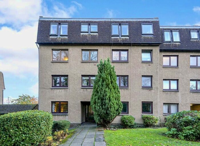 2 Bedroom Flat To Rent In 42 Grandtully Drive, Kelvindale, Glasgow G12