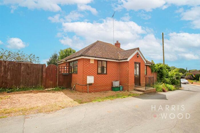 2 Bedroom Bungalow To Rent In Whaley Road, Colchester, Essex, CO4