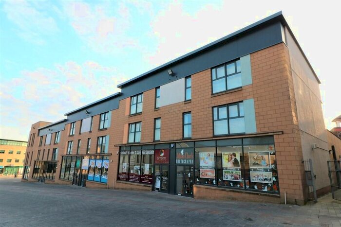 2 Bedroom Flat To Rent In Castle Street, Hamilton, South Lanarkshire, ML3