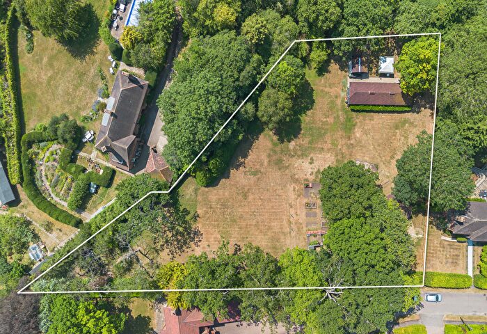 Land For Sale In Sauncey Wood, Harpenden, AL5