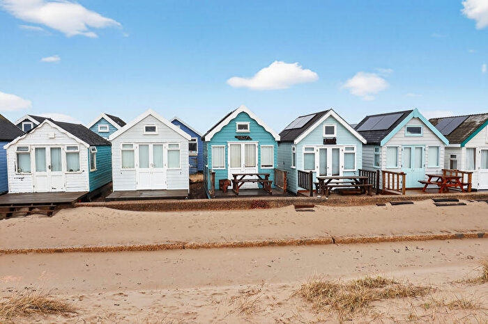 1 Bedroom Detached House For Sale In Mudeford Sand Spit, Christchurch, BH23