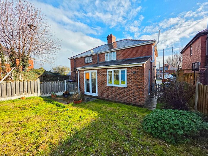 3 Bedroom Semi Detached House For Sale In Neville Avenue, Barnsley, S70