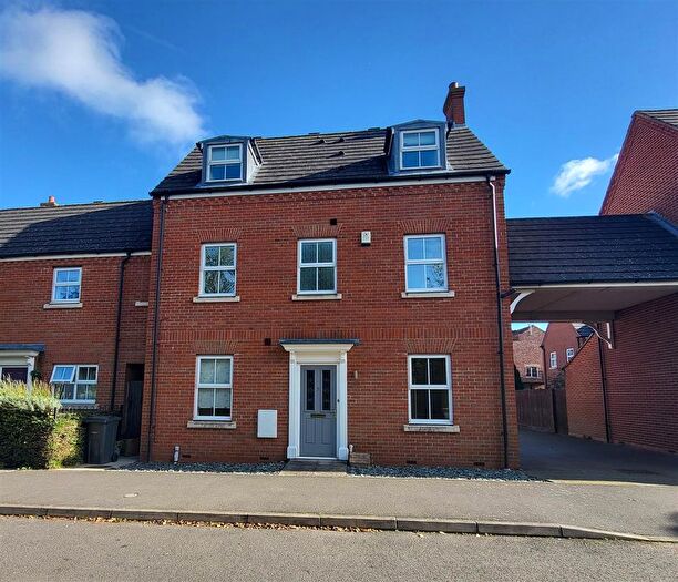 3 Bedroom Property To Rent In Abrahams Close, Bedford, MK40