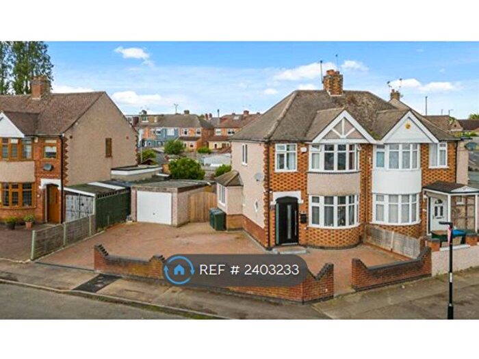 3 Bedroom Semi-Detached House To Rent In Arch Road, Coventry, CV2