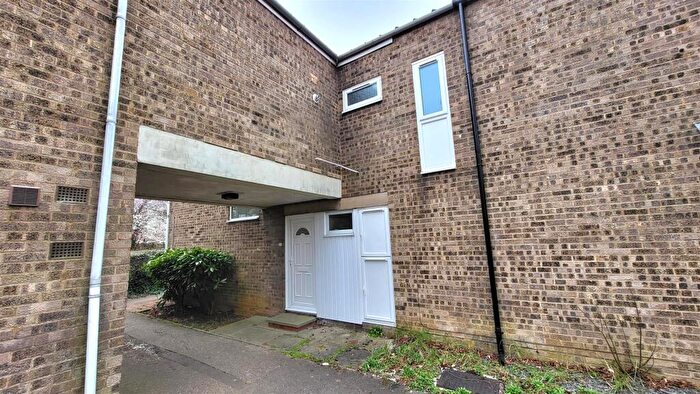 4 Bedroom End Of Terrace House For Sale In Brookfurlong, Ravensthorpe, Peterborough, PE3