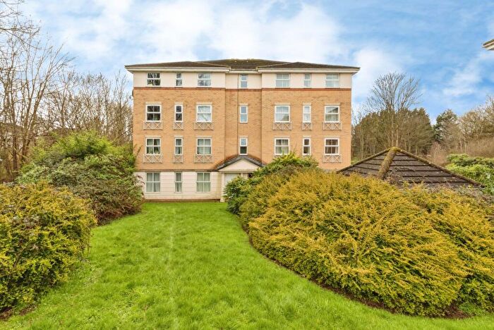 1 Bedroom Flat For Sale In Alcove Road, Bristol, BS16