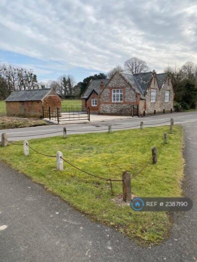 2 Bedroom Detached House To Rent In Winchester Street, Stockbridge, SO20