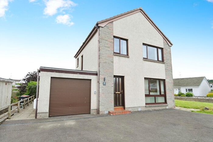 3 Bedroom Detached House For Sale In Hillview Place, Dumfries, Dumfries And Galloway, DG1