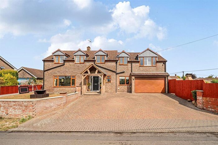 5 Bedroom Detached House For Sale In The Close, Hilmarton, Calne, SN11