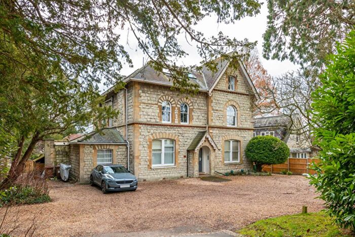 1 Bedroom Apartment For Sale In Alders Road, Alders House, RH2