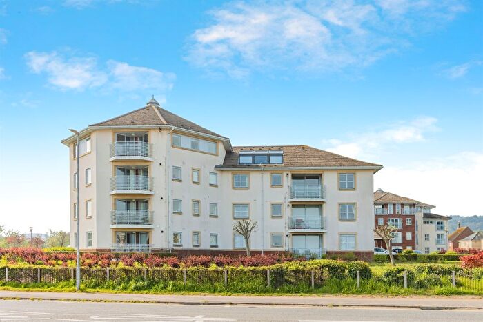 3 Bedroom Flat For Sale In Trinity Way, Minehead, TA24