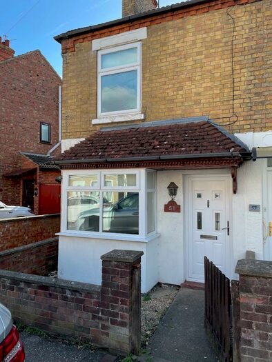 3 Bedroom End Of Terrace House To Rent In Churchfield Road, Peterborough, Cambridgeshire, PE4
