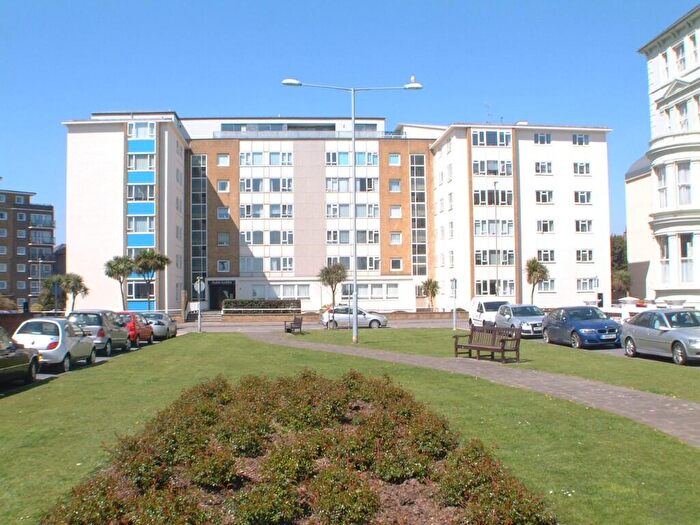 2 Bedroom Apartment For Sale In Chiswick Place, Eastbourne, BN21