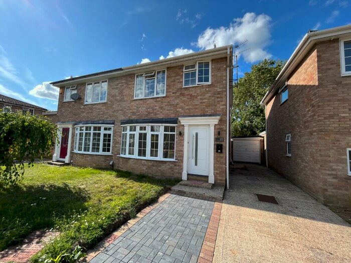 3 Bedroom Semi-Detached House To Rent In Waterloo Crescent, Wokingham, Berkshire, RG40