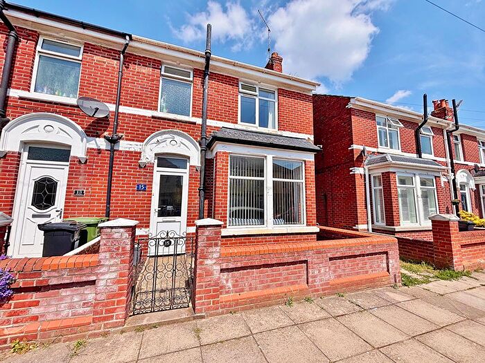 3 Bedroom End Terrace House For Sale In Winton Road, Copnor, PO2