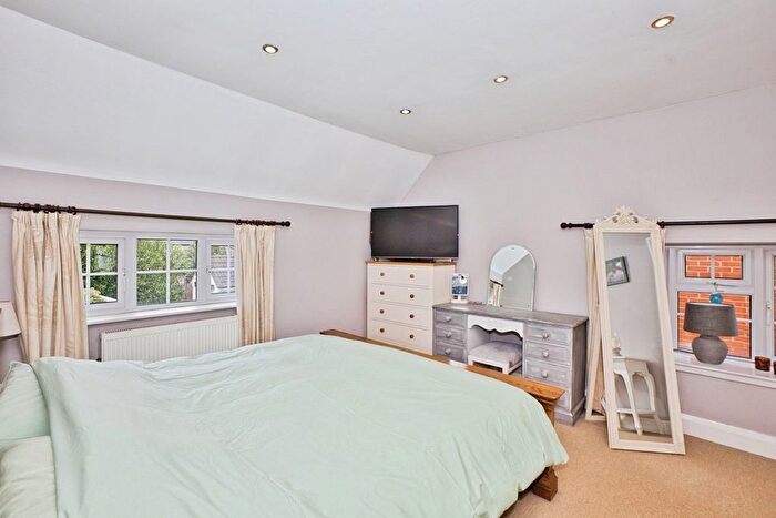 4 Bedroom Semi-Detached House For Sale In Church Road, Bawdrip, Bridgwater, TA7