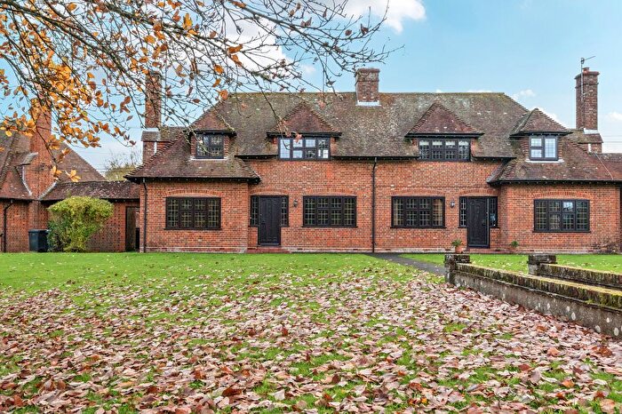 2 Bedroom Cottage For Sale In Little Bedwyn, Marlborough, SN8