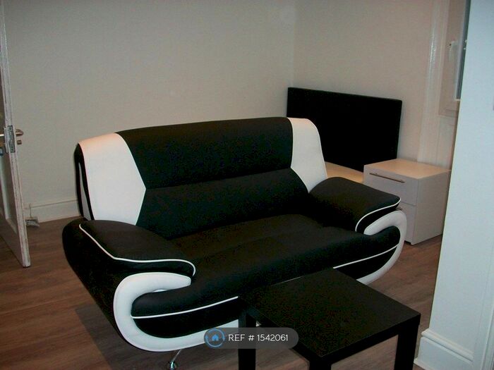 Studio To Rent In Chaddock Street, Preston, PR1