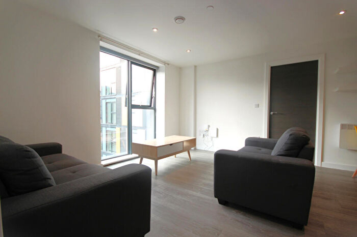 2 Bedroom Apartment To Rent In Woden Street, Salford, Lancashire, M5