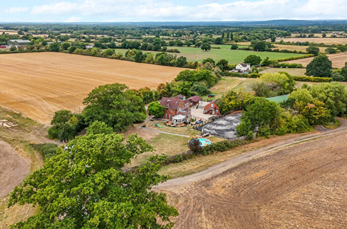 6 Bedroom Detached House For Sale In Goughs Barn Lane, Jealotts Hill, Warfield, Berkshire, RG42