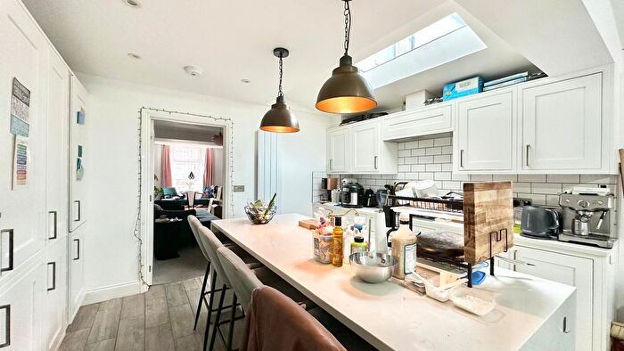 4 Bedroom Terraced House To Rent In Upperton Road West, London, E13