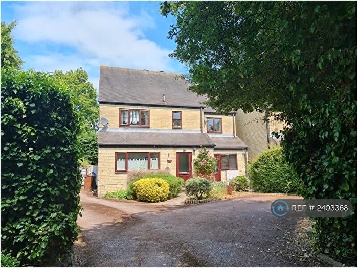 1 Bedroom Flat To Rent In Lyne Road, Kidlington, OX5