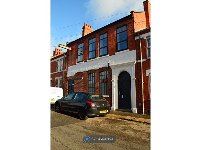 2 Bedroom Flat To Rent In Artizan Road, Northampton, NN1