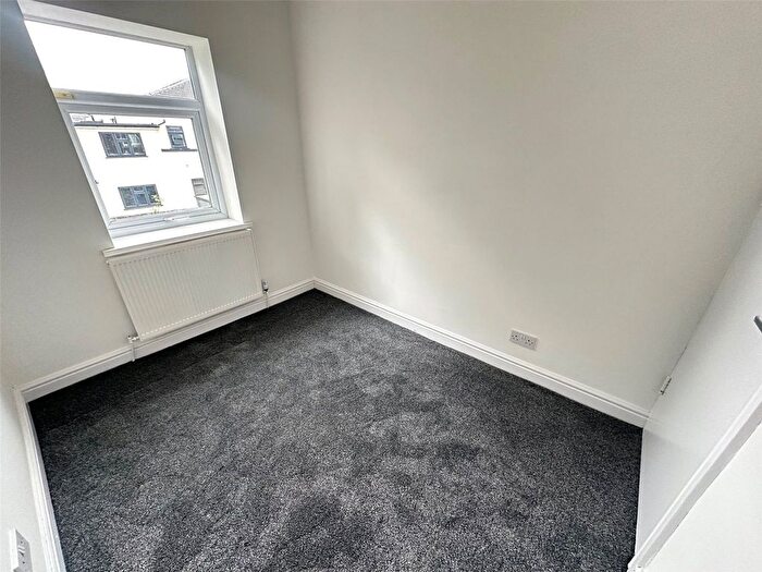 3 Bedroom Terraced House For Sale In St. Pauls Villas, Bury, Greater Manchester, BL9