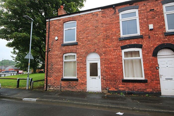 2 Bedroom Terraced House To Rent In Victoria Road, Platt Bridge, Wigan, WN2
