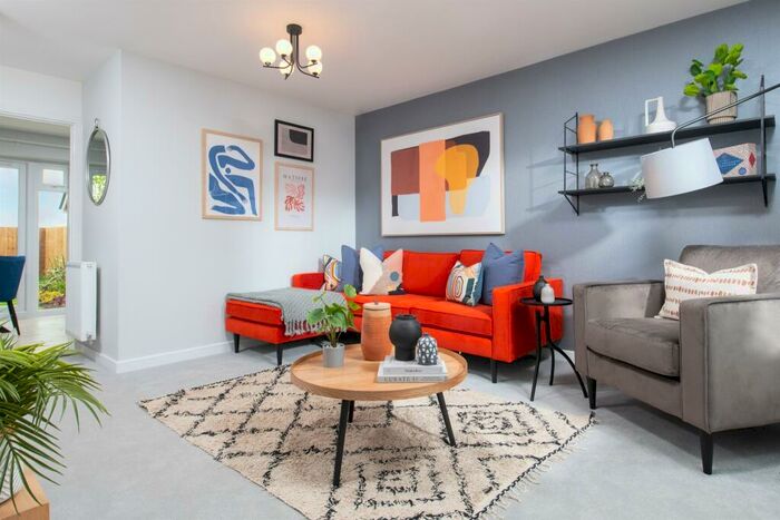 3 Bedroom End Of Terrace House For Sale In Oundle Road, Alwalton, Peterborough, PE7
