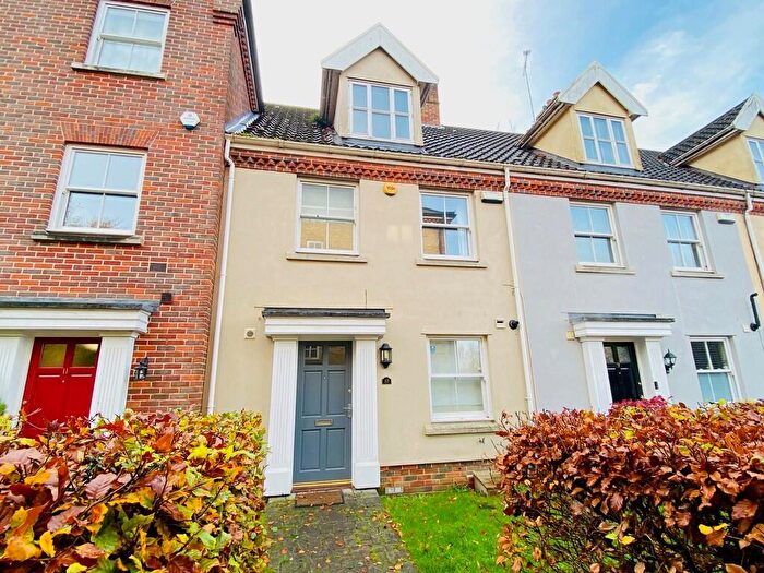 4 Bedroom Town House For Sale In The Willows, Norwich, NR2