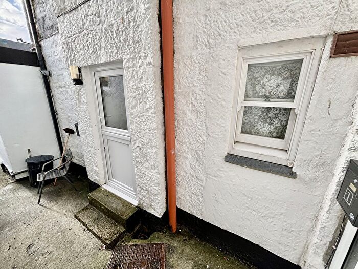 Studio For Sale In Penare Road, Penzance, TR18