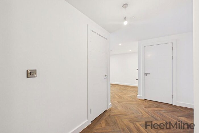 Studio For Sale In St Paul's Square, Birmingham, B3 - Photo 13