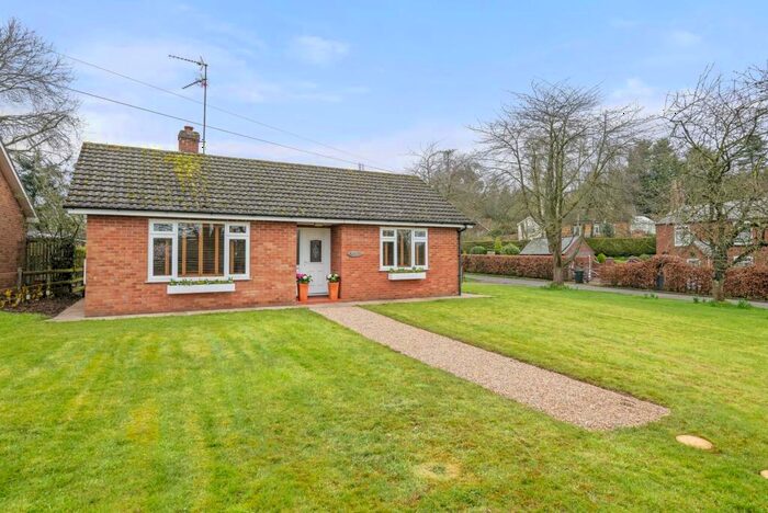 2 Bedroom Detached Bungalow For Sale In Blacksmith Lane, East Keal, PE23