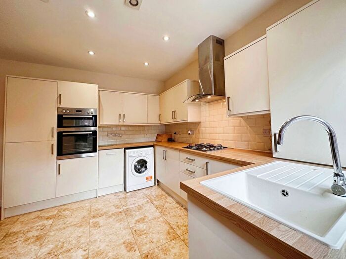 2 Bedroom Bungalow For Sale In Bagridge Road, Castlecroft, Wolverhampton, WV3